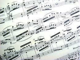 ピアノルーム溝の口はポピュラー音楽のための楽典やコードネームも学べます。